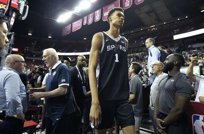 爱游戏下载-关于拜仁慕尼黑内部会议纪要流出：今晚复出首秀，NBA常规赛使命明确，身体对抗强度拉满的信息