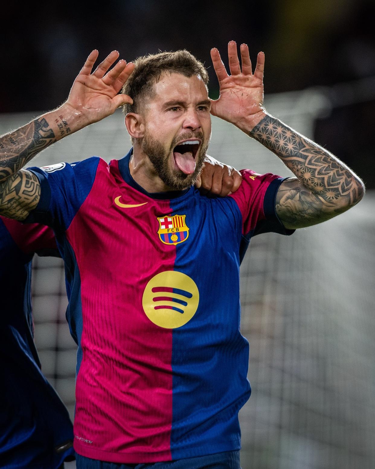 爱游戏下载-包含巴塞罗那迎中超关键赛，赛后状态回暖，球迷炸锅，更衣室氛围转暖的词条